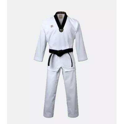 Dobok Taekwondo MOOTO PRIDE III complet, haut et pantalon blancs.
