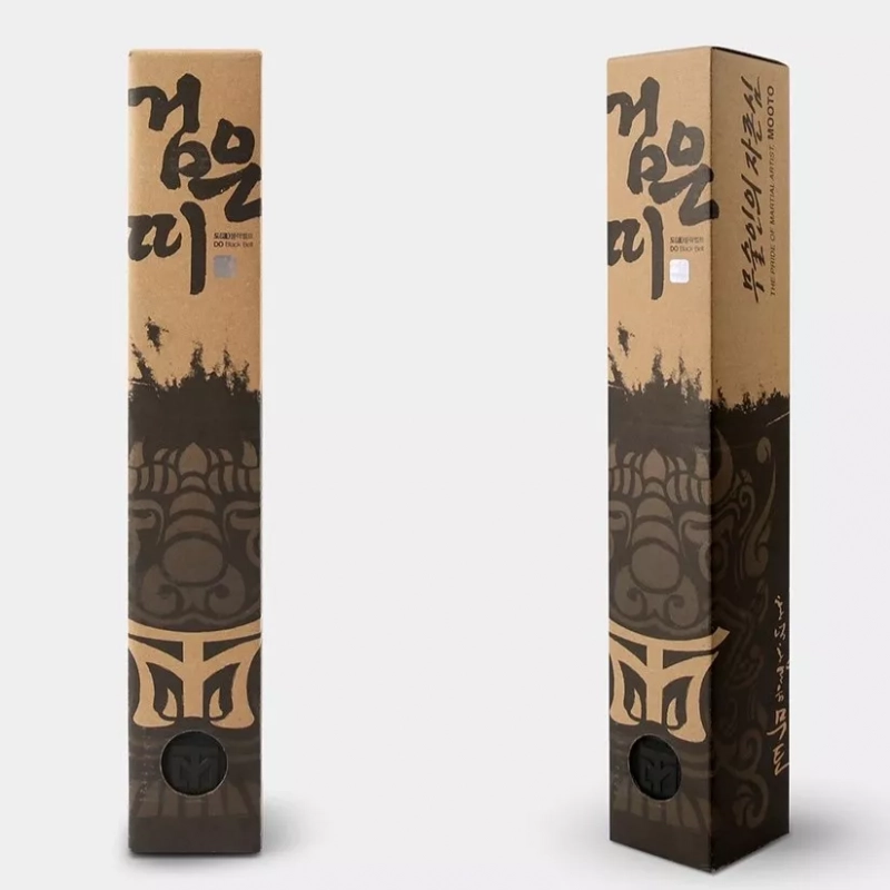 Packaging Ceinture Noire Brodée MOOTO - Édition Signature