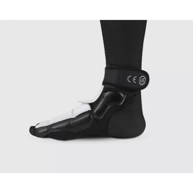 MOOTO EXTERA Taekwondo Competition Foot Protectors - Protection & Flexibility