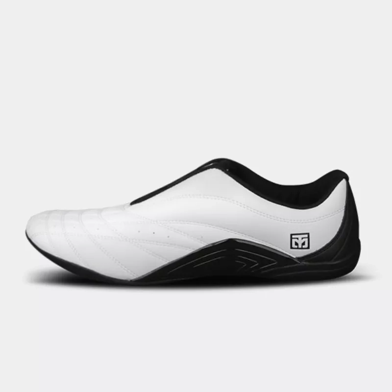 MOOTO WINGS Taekwondo Shoes White/Black - Grip & Optimal Comfort