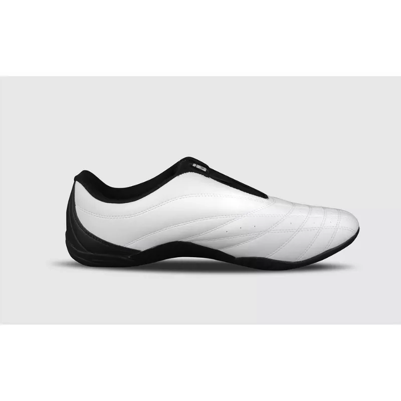 MOOTO WINGS Taekwondo Shoes White/Black - Grip & Optimal Comfort