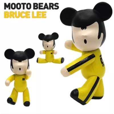 MOOTO Bearbrick Bruce Lee Keychain - Collector, Iconic & Durable