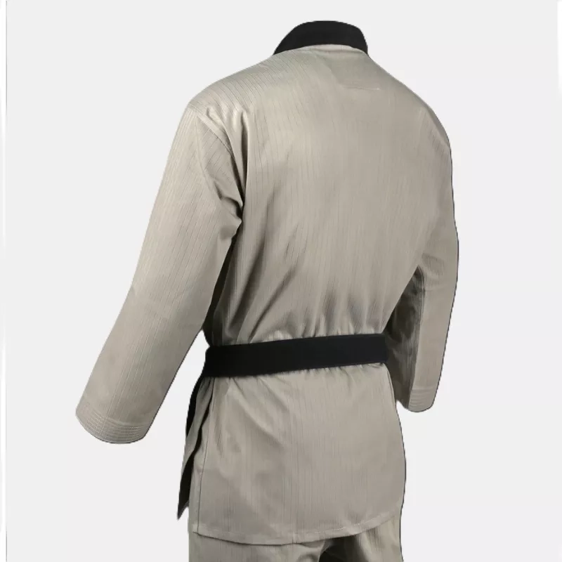Vue de dos du Dobok Taekwondo MOOTO 3F MASTER beige.