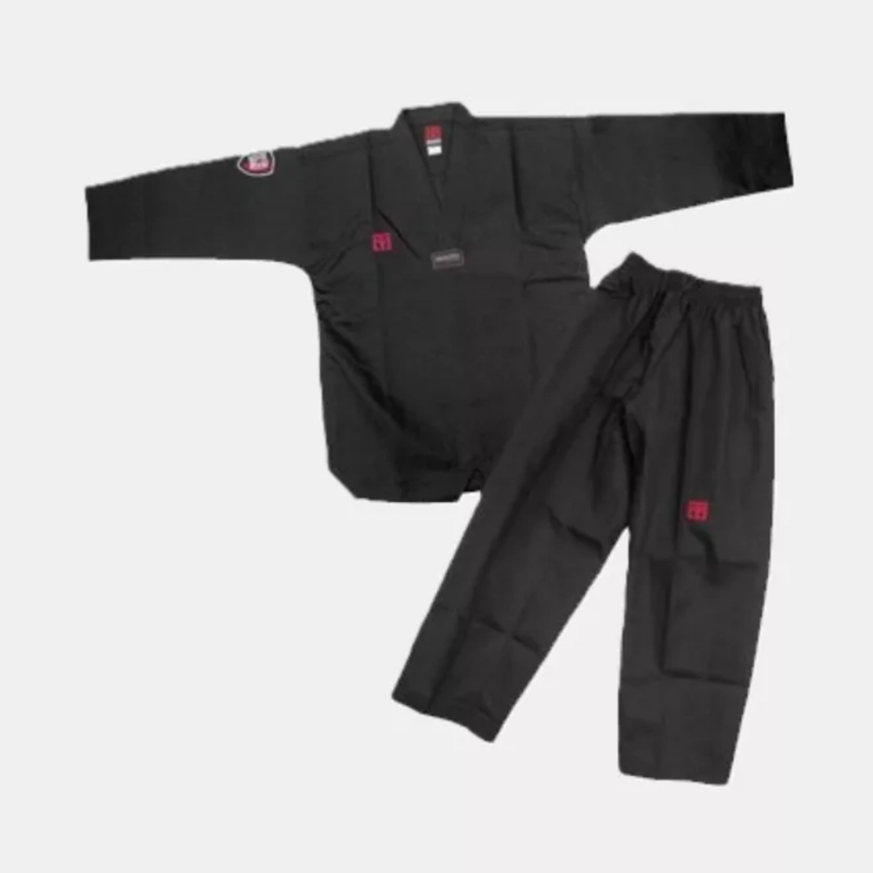 Dobok de Taekwondo MOOTO BLACK CHALLENGER, uniforme complet avec col noir.